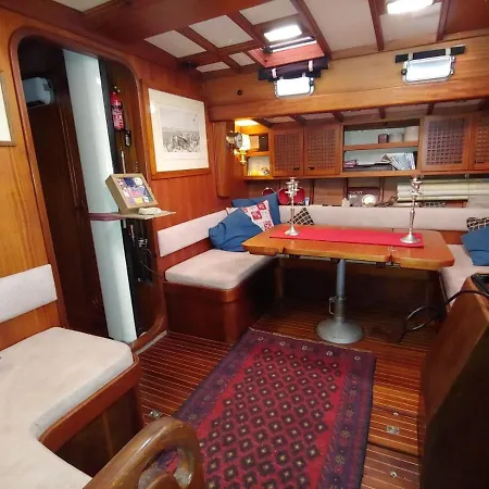 Malu Yachting 14 Mt Alojamento de Acomodação e Pequeno-almoço *